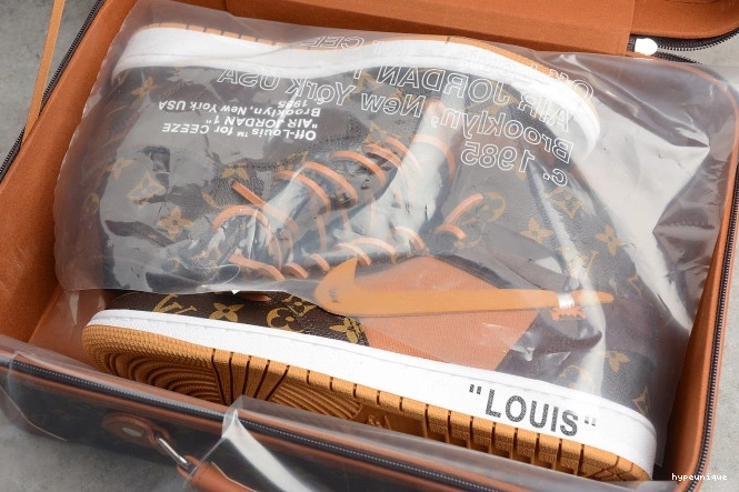 HYPE OG Retro 1 Air High Backboard555088-005 Jordan Shattered 0729